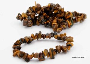 bracelet baroque oeil de tigre disponible dans notre boutique le monde des stones à charroux