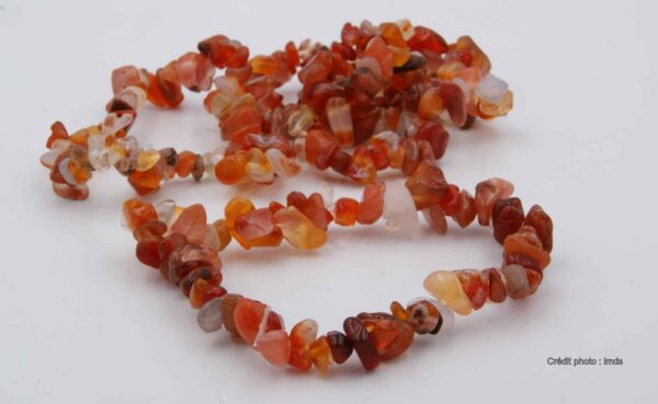 Cornaline Bracelet baroque disponible dans notre boutique le monde des stones à charroux