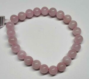 Quartz rose bracelet boule 6mm disponible dans notre boutique Le Monde des Stones à Charroux