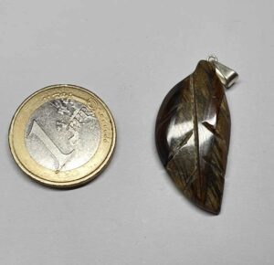 Œil de tigre pendentif feuille