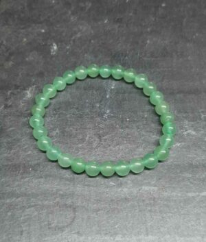 Aventurine verte bracelet boule 6mm disponible dans notre boutique Le Monde des Stones à Charroux