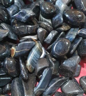 Œil de faucon pierre roulée disponible dans notre boutique Le Monde des Stones à Charroux