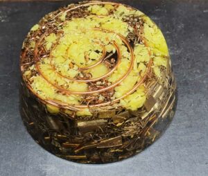 orgonites pour hyper-sensibles créée et disponible à la boutique Le Monde des Stones à Charroux
