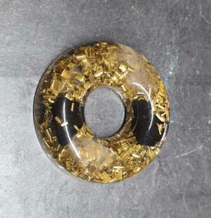 Orgonite anti-douleurs créée et disponible à la boutique Le Monde des Stones à Charroux