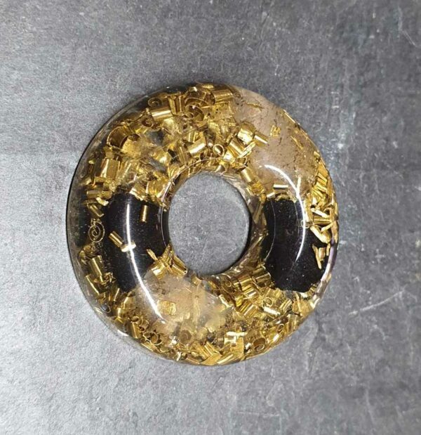 Orgonite anti-douleurs créée et disponible à la boutique Le Monde des Stones à Charroux