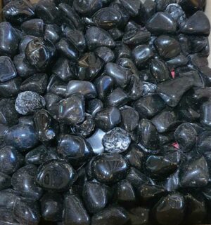 Larme d'Apache disponible dans notre boutique Le Monde des Stones à Charroux