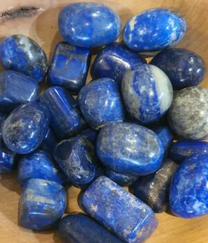 Lpis-Lazuli disponible dans notre boutique Le Monde Des Stones à Charroux