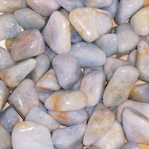 Pierres roulées Aigue-marine disponible à la vente dans notre boutique le monde des stones à Charroux