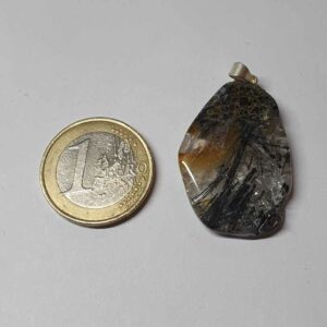 Tourmaline noire pendentif inclusion