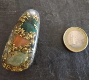 Orgonite Fémina disponible dans notre boutique Le Monde des Stones à Charroux